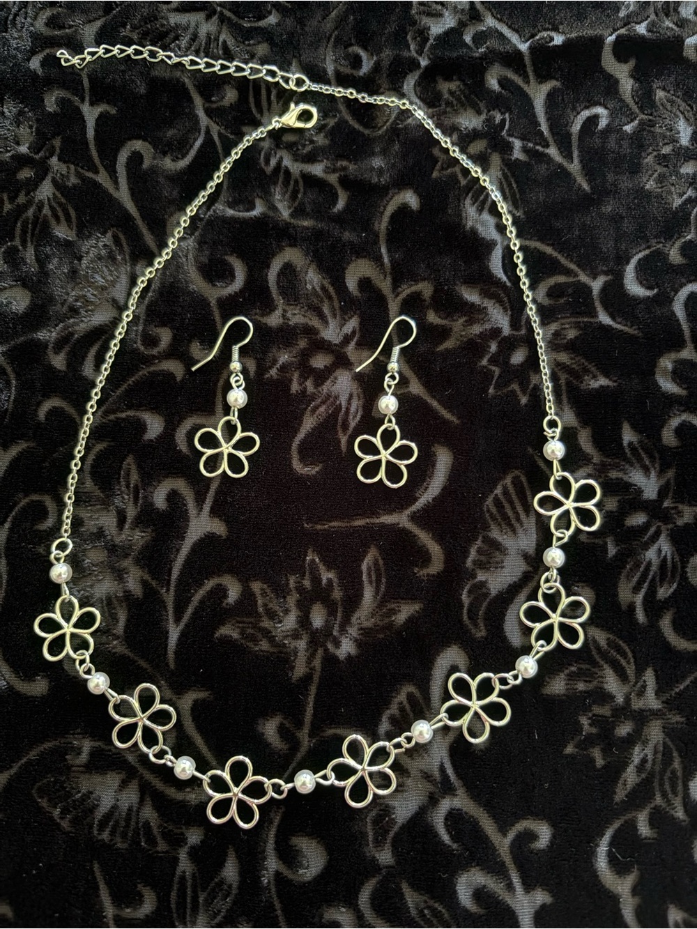 Silver Floral Chain Necklace with Matching Drop Earrings - Silver Flower Set